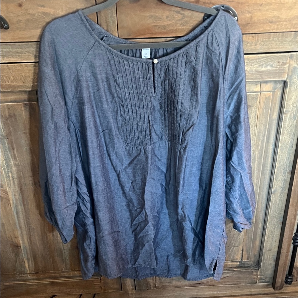 3/$12 Bundle and Save- Old Navy Women's Navy Blouse
